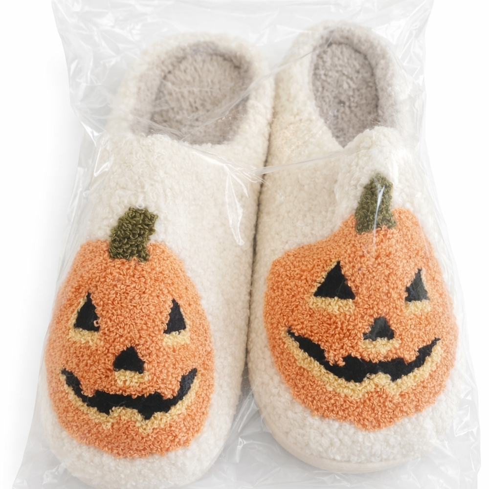 Jan - Cozy Pumpkin Slippers